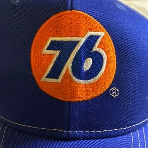 (B8) 76, Port Authority hat